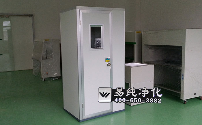 彩鋼板風(fēng)淋室1.jpg 彩鋼板風(fēng)淋室1.jpg